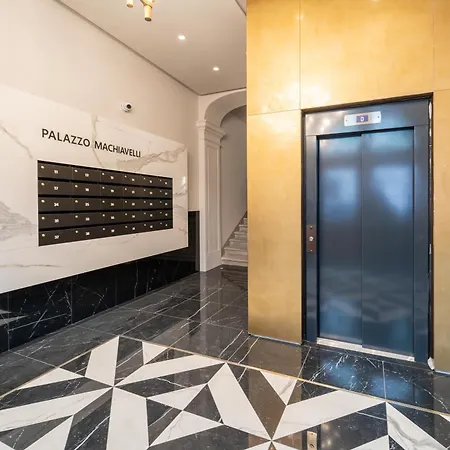Guesthost - Palazzo Machiavelli - Elegant X4 Appartamento *